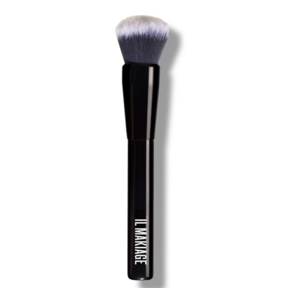 IL Makiage Foundation Blending Brush #100- Black